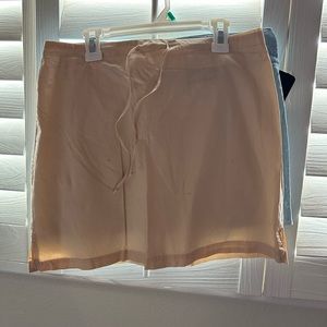 Casual tan skirt